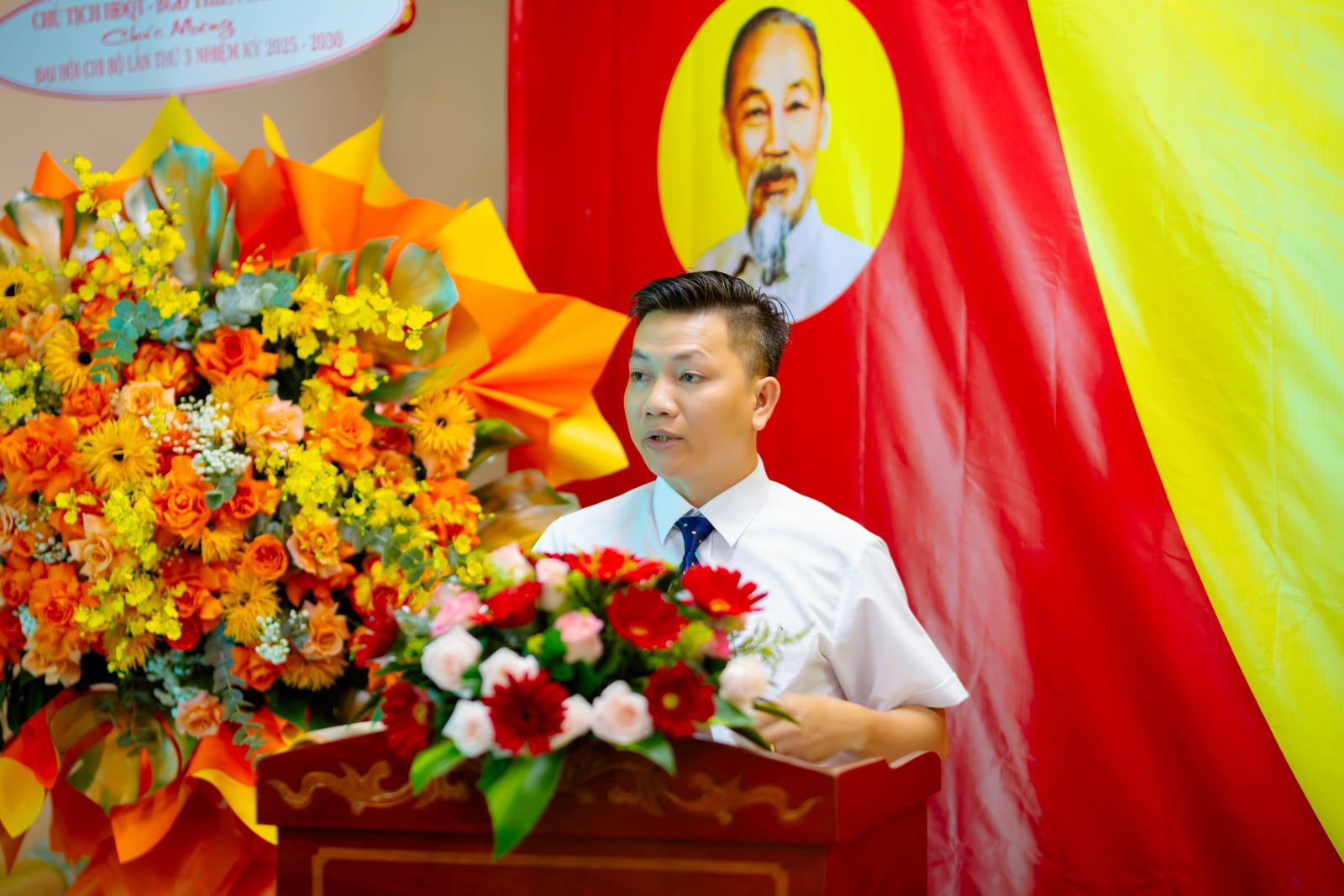 Congrès de la cellule du Parti de Thien Tan Group