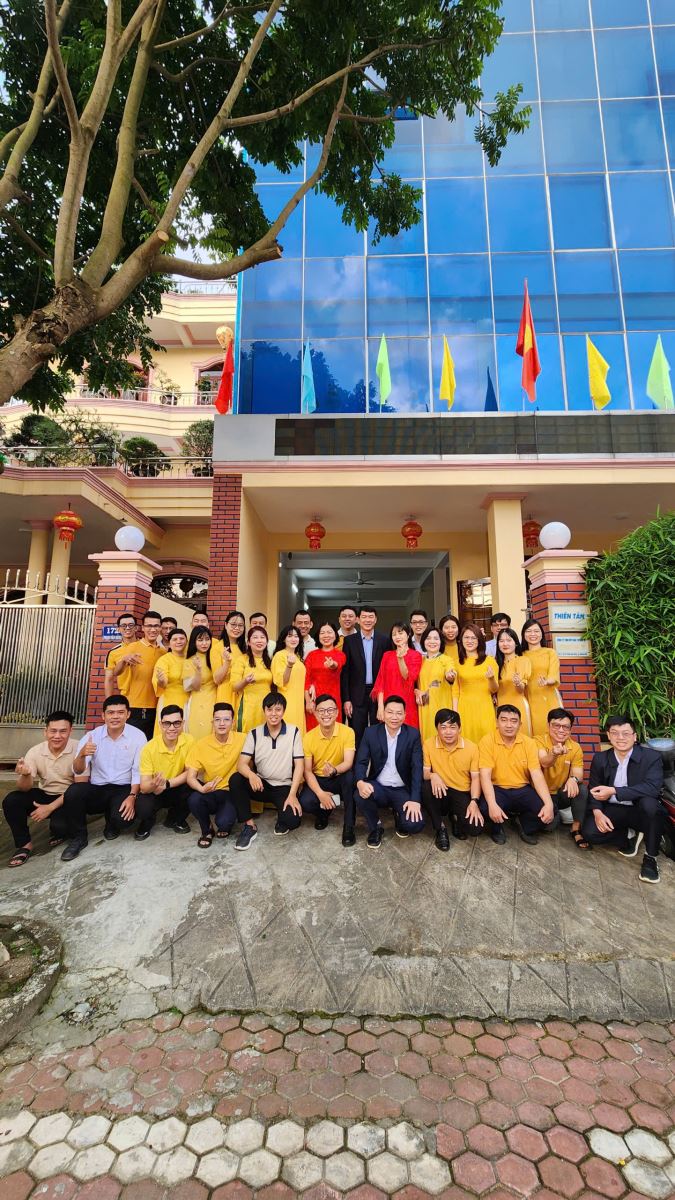 Photo souvenir Thien Tan